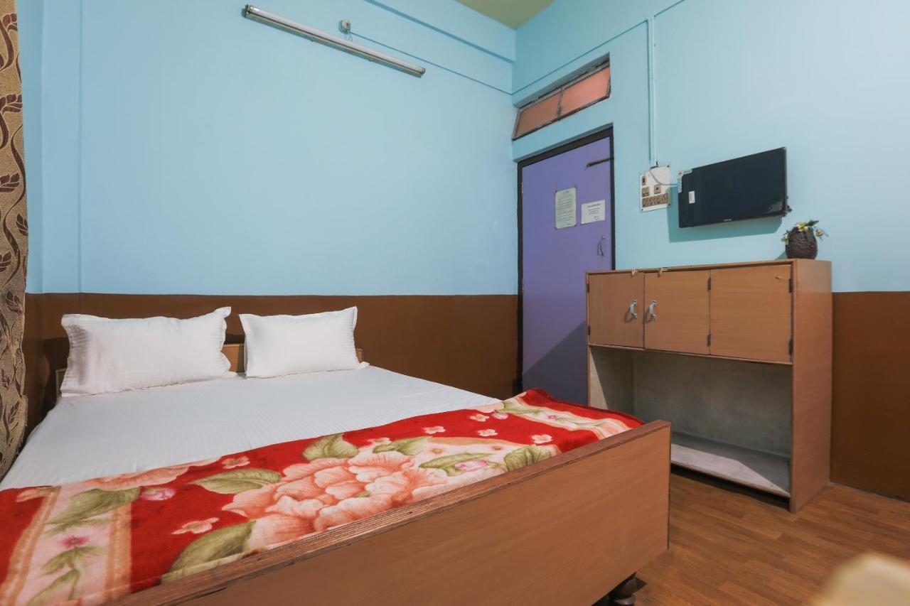 Oyo Hotel 43459 Oasis Lodge Jorhāt Екстериор снимка