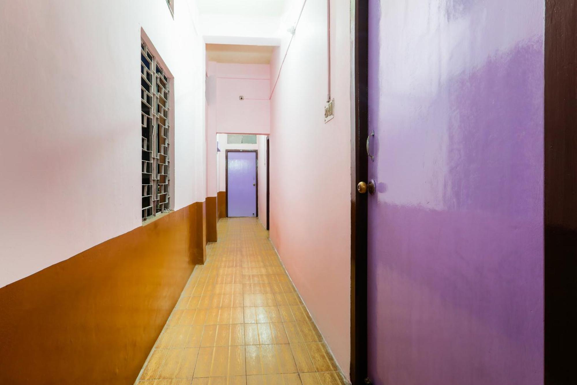 Oyo Hotel 43459 Oasis Lodge Jorhāt Екстериор снимка